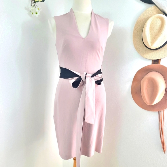 NWT BADGLEY MISCHKA BELLE KAYLA DRESS DUSTY LAVENDER WOMENS SIZE 0 - Picture 3 of 14